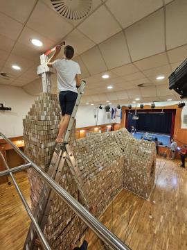 Največja skulptura iz wc rolic_arhiv Občine Domžale (36)